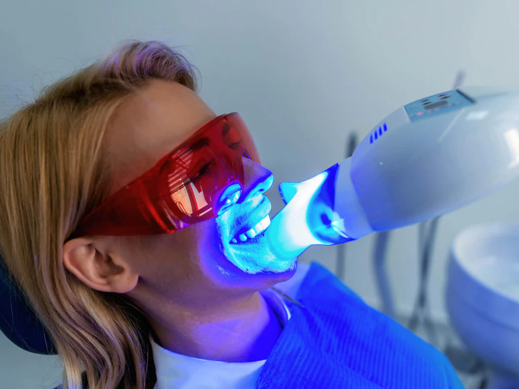 Teeth whitening services at Endres Dental Care in Burtonsville, MD